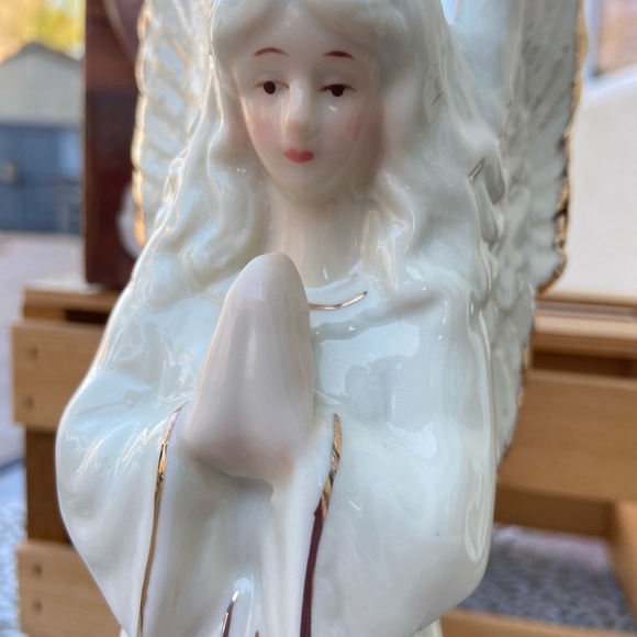 Heavenly Angel Porcelain Candle Holder x 2 - Picture 6 of 10